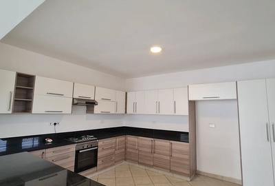 2 Bed Apartment with En Suite at Westlands - 3