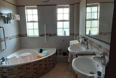 5 Bed House with En Suite at Lower Kabete