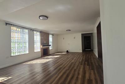 5 Bed House with En Suite in Kitisuru