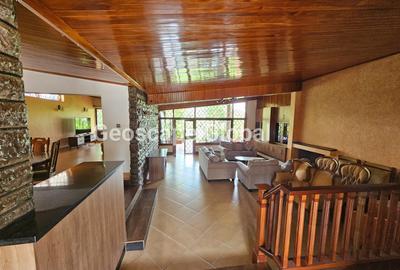 5 Bed House with En Suite in Kitisuru