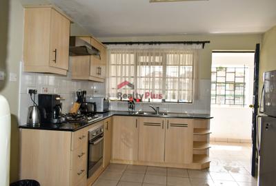 2 Bed Apartment with En Suite in Riara Road