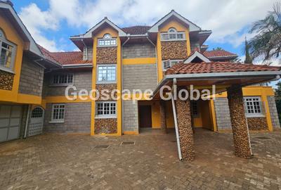 5 Bed House with En Suite in Runda - 3
