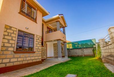 4 Bed House with En Suite in Kamangu