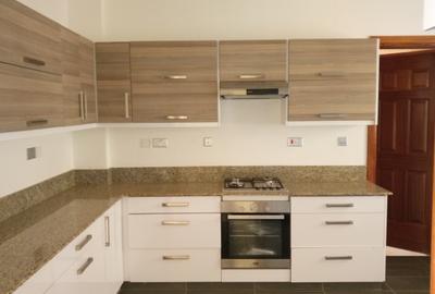 2 Bed Apartment with En Suite at Westlands - 4