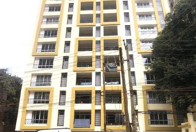 Serviced 4 Bed Apartment with En Suite at 4Th Parklands Avenue