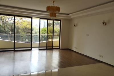 3 Bed Apartment with En Suite in Kileleshwa