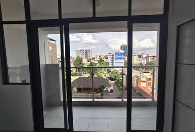 1 Bed Apartment with Gym in Westlands Area - 2