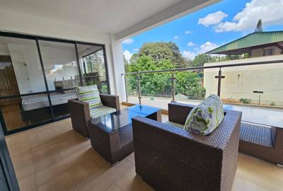 Serviced 2 Bed Apartment with En Suite at Brookside Drive