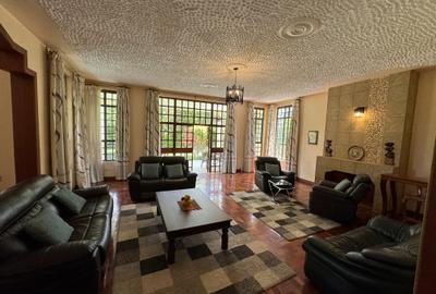 6 Bed House with En Suite in Runda - 4