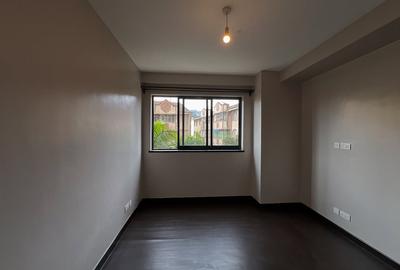 4 Bed Apartment with En Suite at Valley Arcade