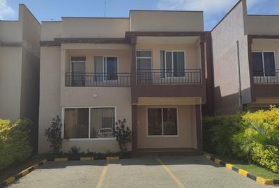 4 Bed Villa with En Suite in Syokimau