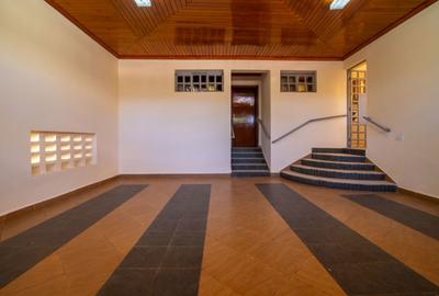 5 Bed House in Runda - 3