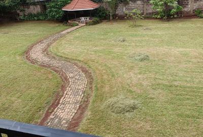 5 Bed House with En Suite at Off Mimosa Rd - 4