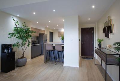 Serviced 2 Bed Apartment with En Suite at Riverside