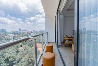 Serviced 1 Bed Apartment with En Suite at Lavington