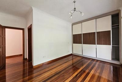 5 Bed Villa with En Suite at Kileleshwa - 3