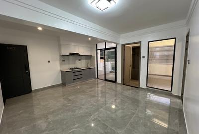 1 Bed Apartment with En Suite at Kindaruma Road