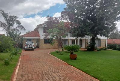 4 Bed House with En Suite at Karen Plains