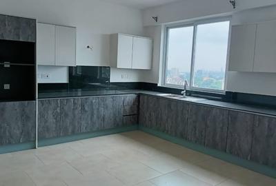 4 Bed Apartment with En Suite in Westlands Area