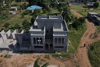 3 Bed Townhouse with Swimming Pool at Mtwapa - 2