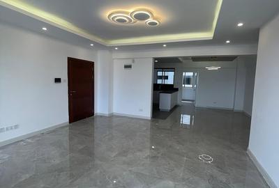 3 Bed Apartment with En Suite at Vihiga Road - 2