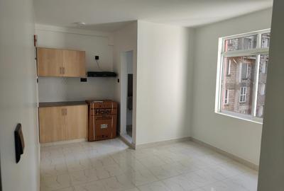 1 Bed Apartment with Swimming Pool in Thindigua