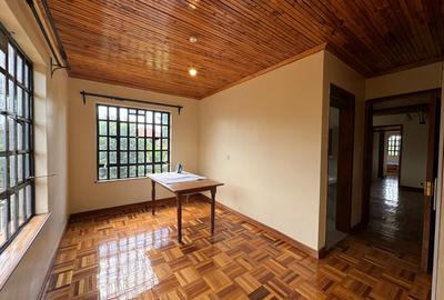 4 Bed House with En Suite in Runda - 4