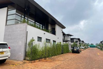 3 Bed Villa with En Suite in Kiambu Road