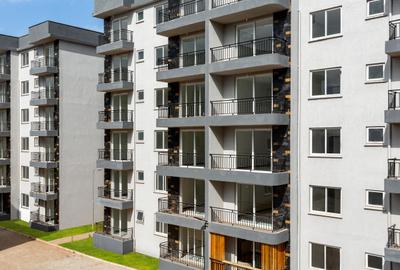 3 Bed Apartment with En Suite in Syokimau