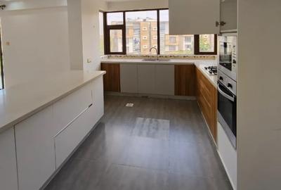 3 Bed Apartment with Staff Quarters in Kileleshwa - 4