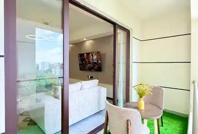 Furnished 2 Bed Apartment with En Suite in Riverside - 3