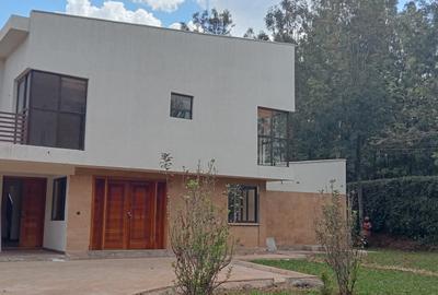 4 Bed Townhouse with En Suite at Kuwinda