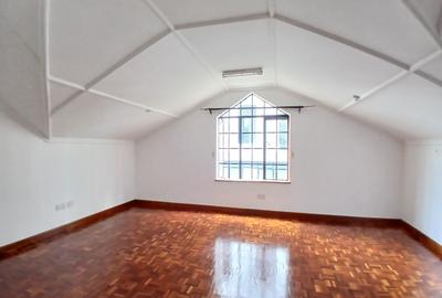 4 Bed Townhouse with En Suite at Lavington Green - 3