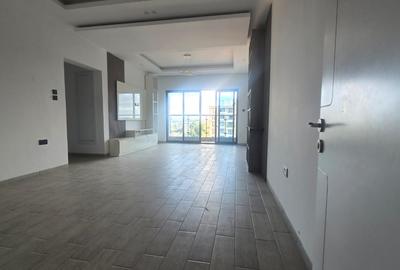 3 Bed Apartment with En Suite in Lavington