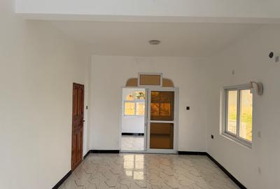 6 Bed Townhouse with En Suite in Watamu