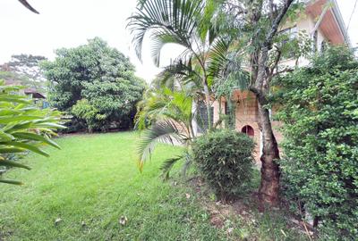 5 Bed House with En Suite in Kitisuru