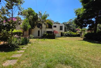 4 Bed House with En Suite at Lower Kabete Estate. - 2