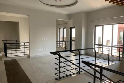 4 Bed Apartment with En Suite in Kileleshwa