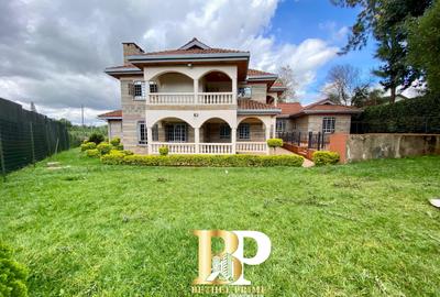 5 Bed Townhouse with En Suite in Nyari