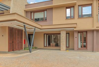4 Bed Townhouse with En Suite in Runda - 2