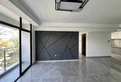 2 Bed Apartment with En Suite at Kindaruma Road - 2