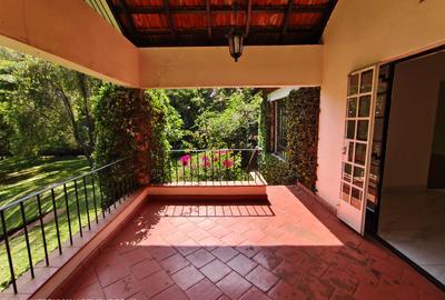 4 Bed House with En Suite at Lavington Green - 4