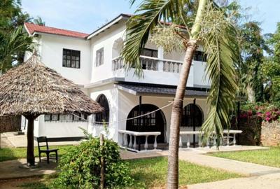 4 Bed House with En Suite in Mtwapa - 2