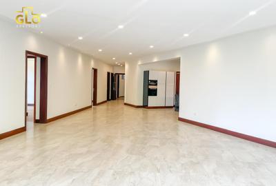 4 Bed Apartment with En Suite in Parklands