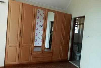 5 Bed Townhouse with En Suite at Lavington