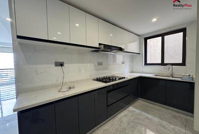 2 Bed Apartment with En Suite at Muringa Road - 3