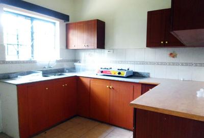 3 Bed Villa with En Suite in Athi River