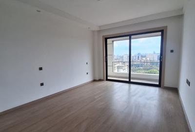 2 Bed Apartment with En Suite at Riverside - 3
