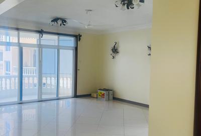 3 Bed Apartment with Lift at Oceanic Road