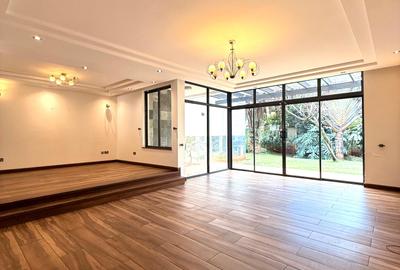 5 Bed Villa with En Suite at Lavington - 3